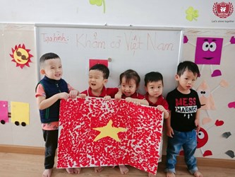 Làm cờ Việt Nam